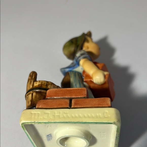 Charming Blue and Brown Hummel 1955 - The Builder GH112 - Picture 7 of 9